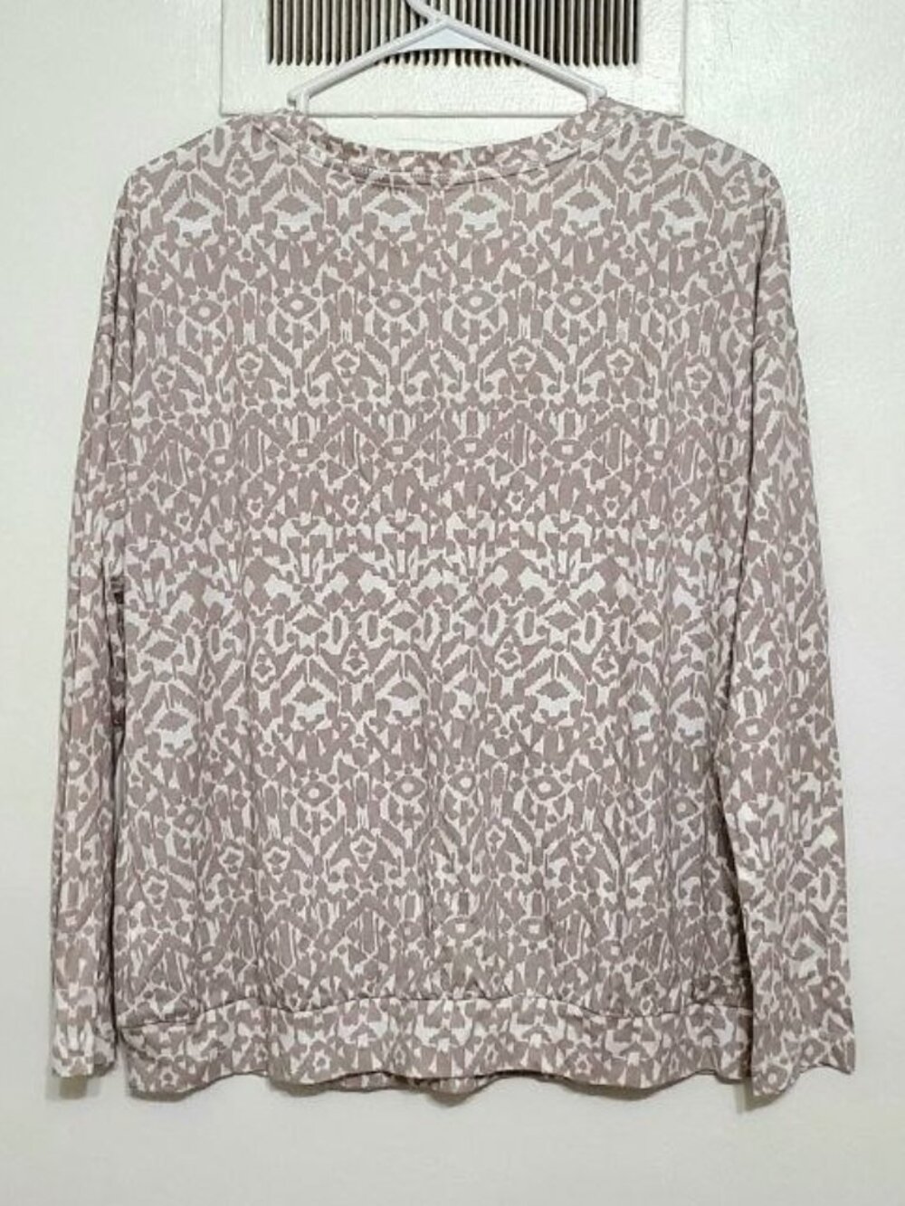 Patterned Long‑Sleeve Top - Picture 2 of 3